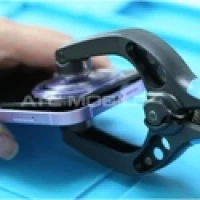 Jak spr&aacute;vně vyměnit displej na iPhone 12